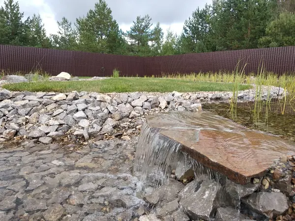 Декоративный водоём в п. Огурдино (Пермский край)