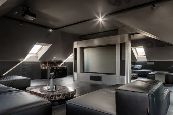 Мансарда в параллельной реальности