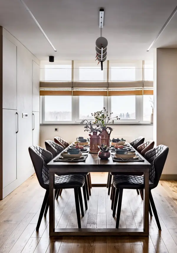 Квартира 100м2, общая кухня столовая и 2-е детские