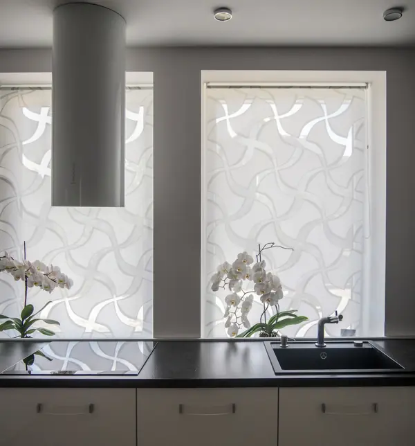 Кухня в светлых тонах