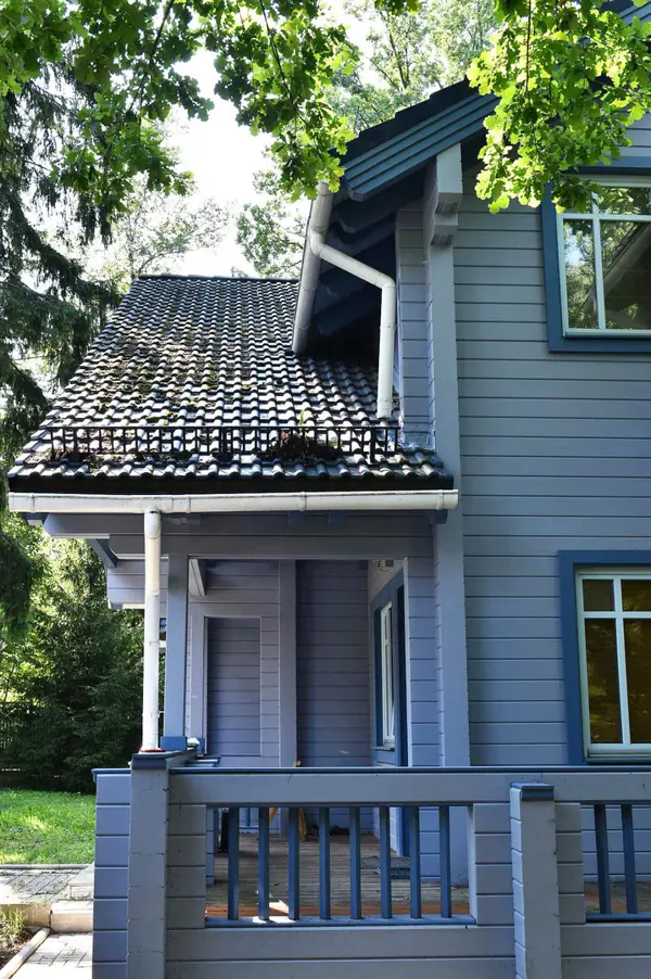 Синий дом из клееного бруса