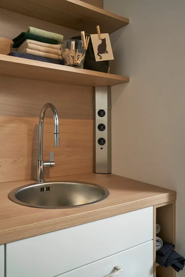 HWR Manhattan Uni WeiSZ