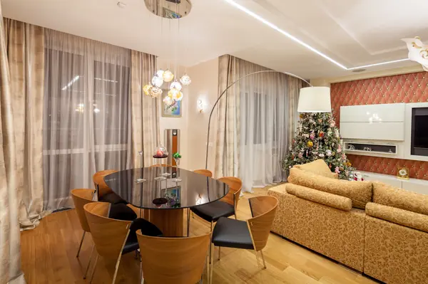 Шестикомнатная квартира в Нижнем Новгороде, 270 кв.м.