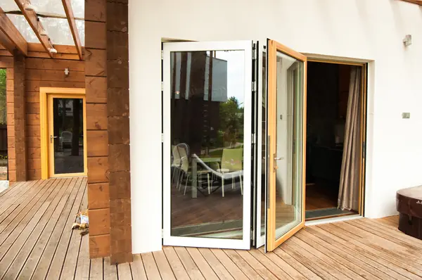 Остекление  коттеджа в Ленинградской области