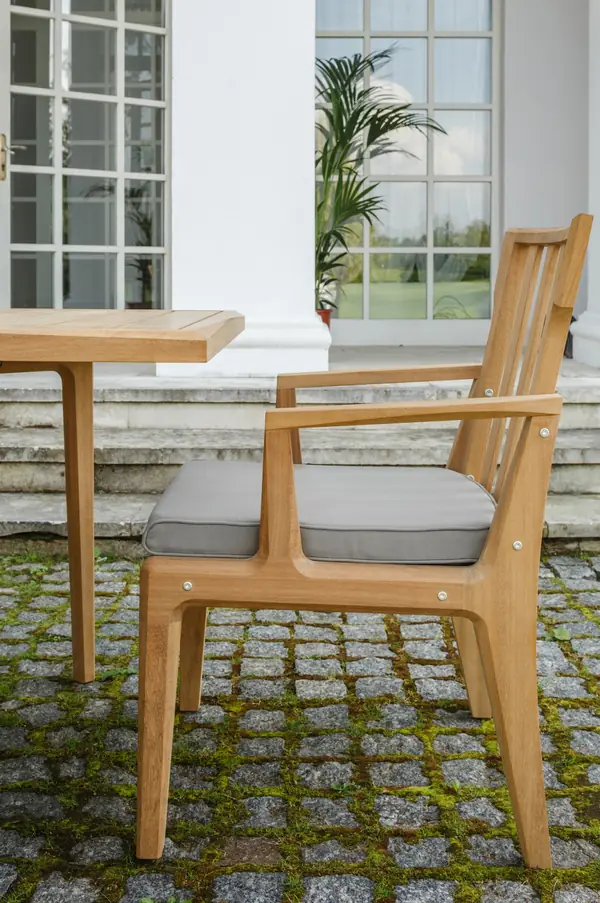 Мебель YACHTLINE коллекция VOYAGE обеденный стол