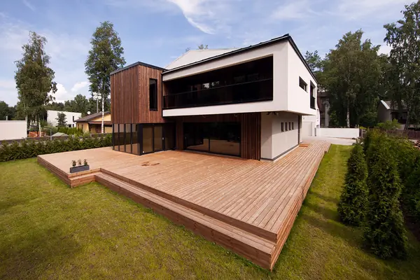 Дом в пригороде