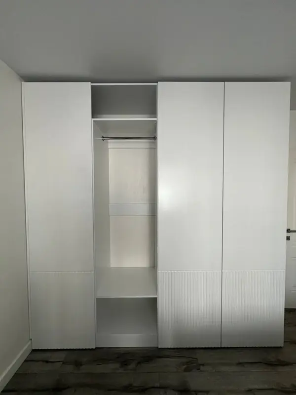 Стильный шкаф (сборка в деталях)