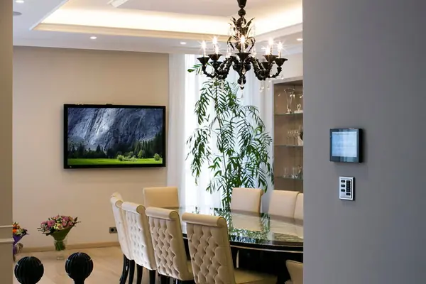 Трехэтажный дом