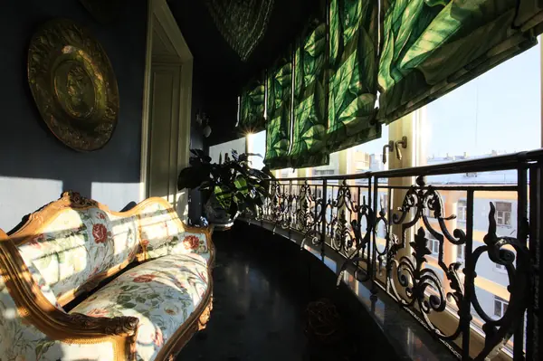 Французская  квартира в стиле эклектика