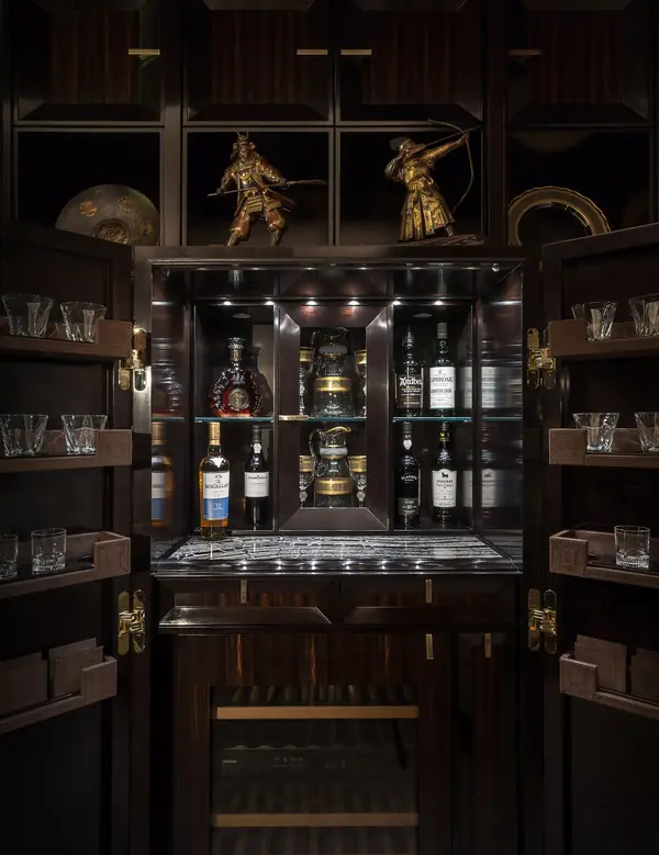 Квартира в темном стиле