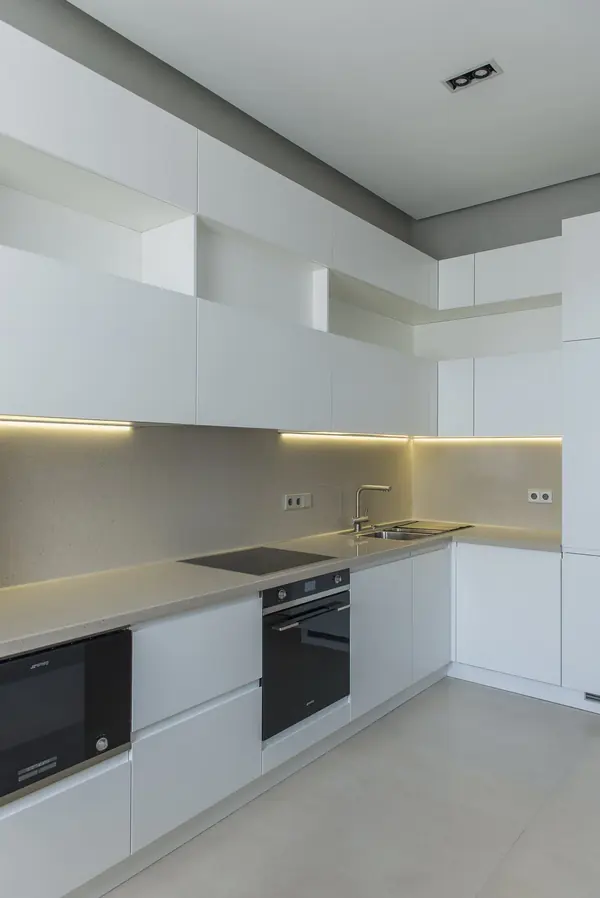 Частная квартира для него