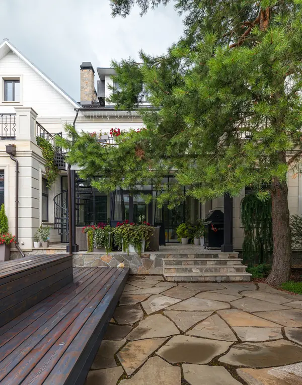 Проект: НИВА — Дом, наполненный историей