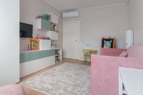 Дизайн четырехкомнатной квартиры в ЖК "Лучи".