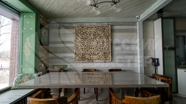 Амбарная доска в современном интерьере