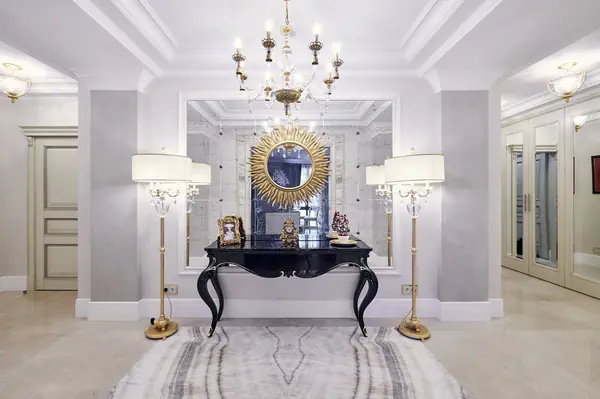 Смольный парк