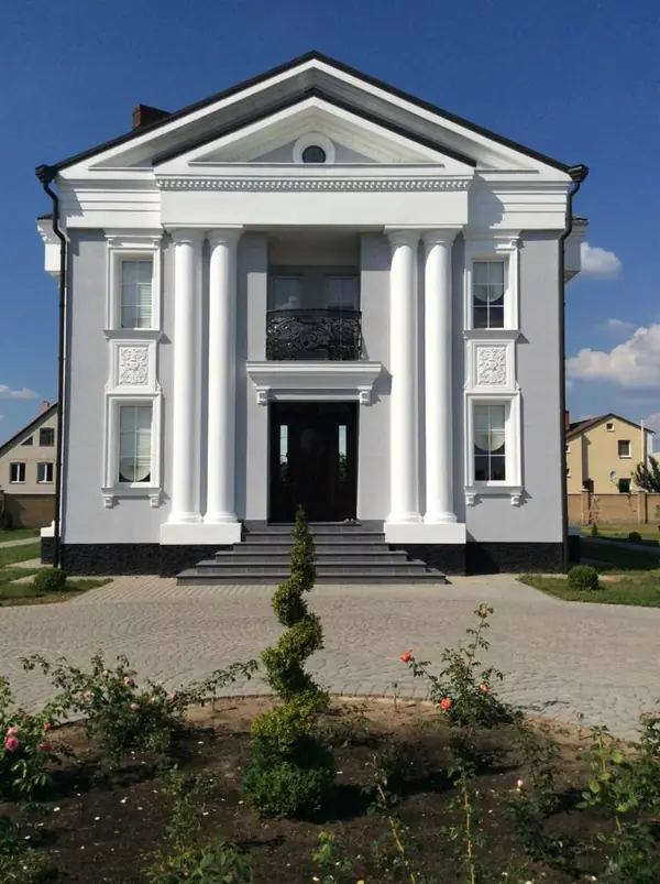 Фасад жилого дома