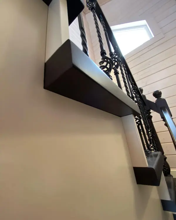 естница Михаила в КП Зорино Спорт Виладж