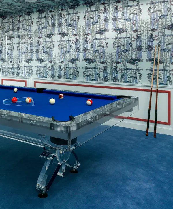 Дом для большой семьи, Графские пруды