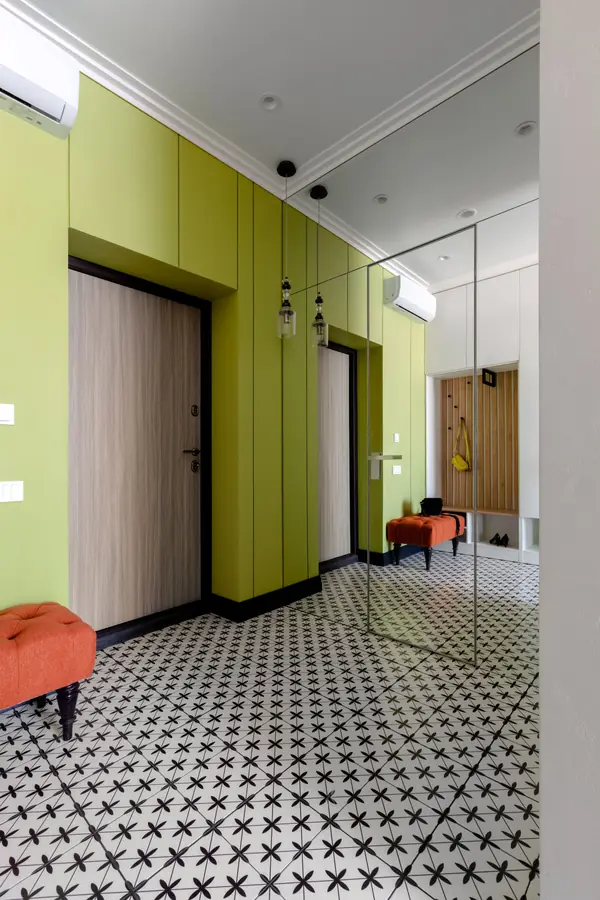 Винтаж в ярком интерьере 4-х комнатной квартиры