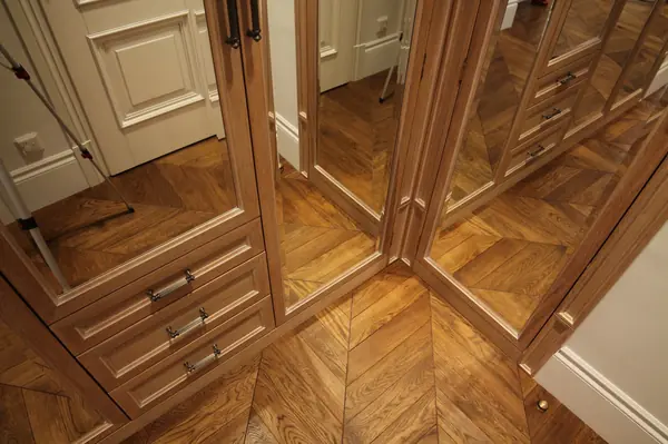 Встроенные шкафы