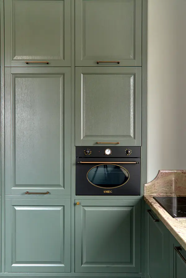 Дом в поселке Британика