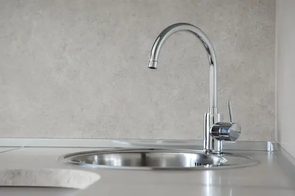 Небольшая кухня на Варшавской