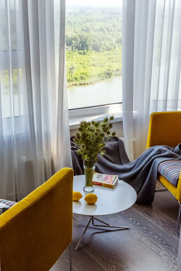 Балкон Misty River