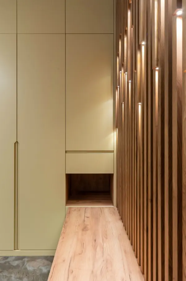 Стеновая панель с подсветкой - Дуб