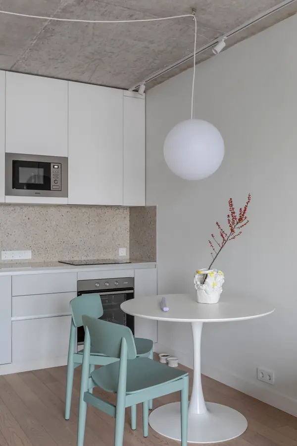 Квартира для художницы и диджея