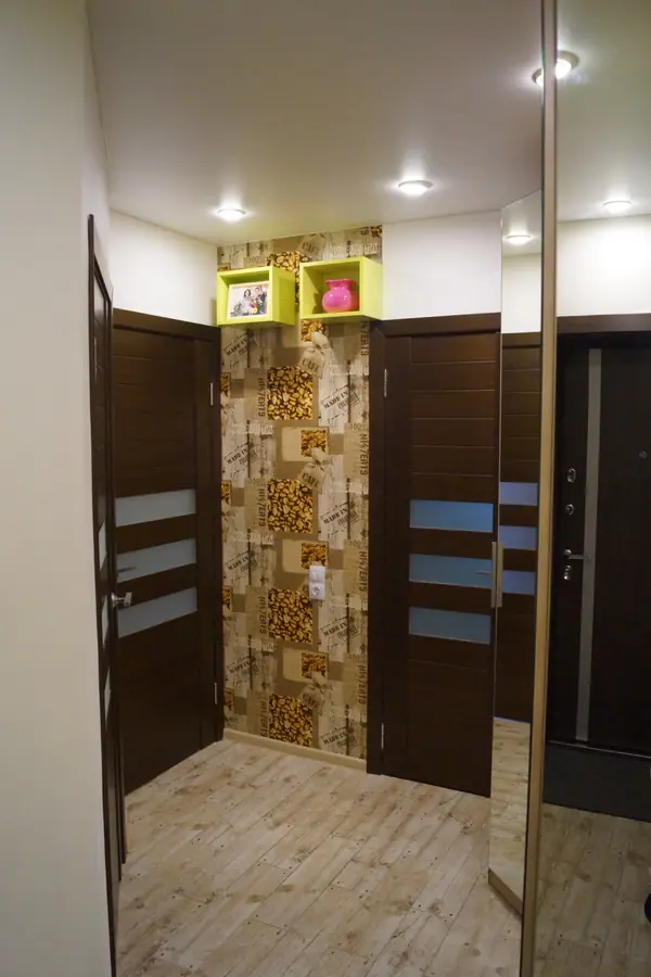 Однокомнатная квартира с кухней-гостиной 6м2 и стиральной машиной на кухне