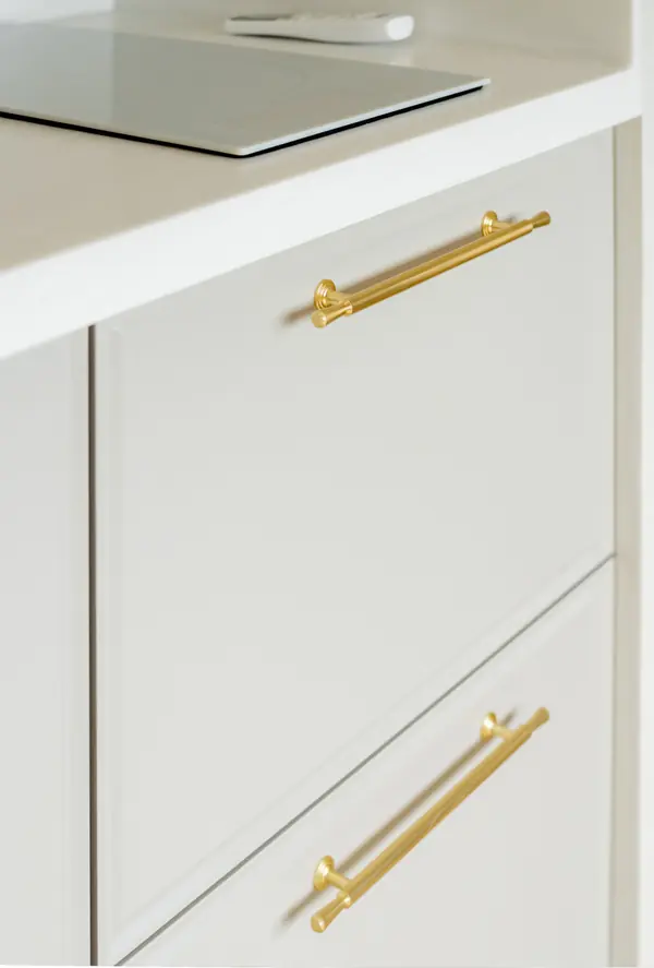 Квартира-студия 28м2 в городе Сочи или "50оттенков золота"