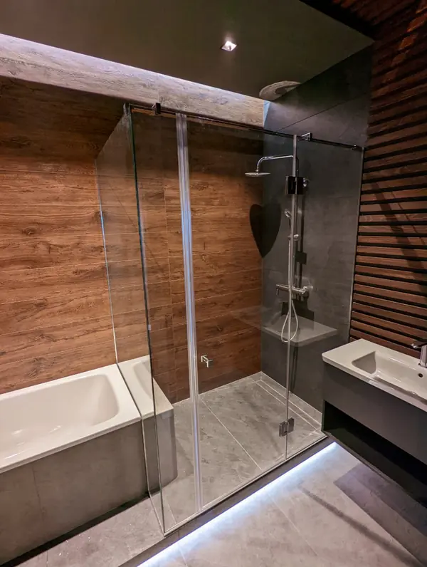 Душевые перегородки