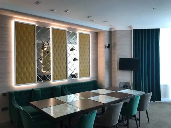 cafe & line "СВОЙ ПАРИЖ"