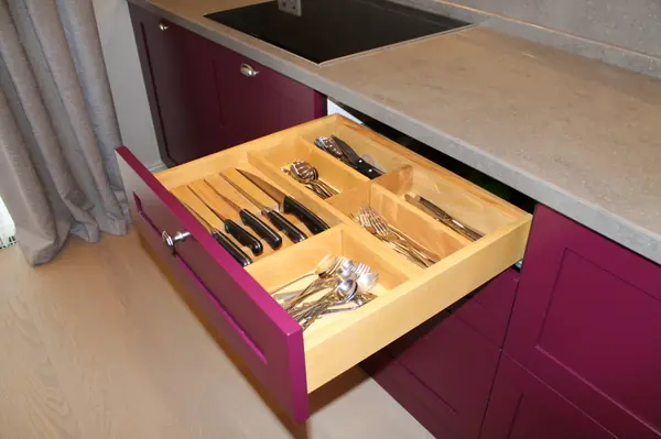 Долговечные кухонные фасады.