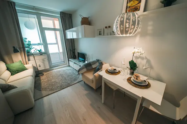 Шоурум студия ЖК "Новоорловский" YIT