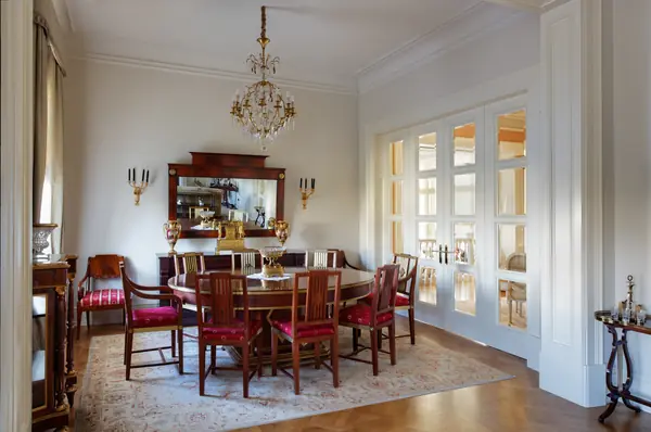 Интерьер дома в посёлке Монолит