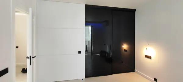 Минималистичная гардеробная