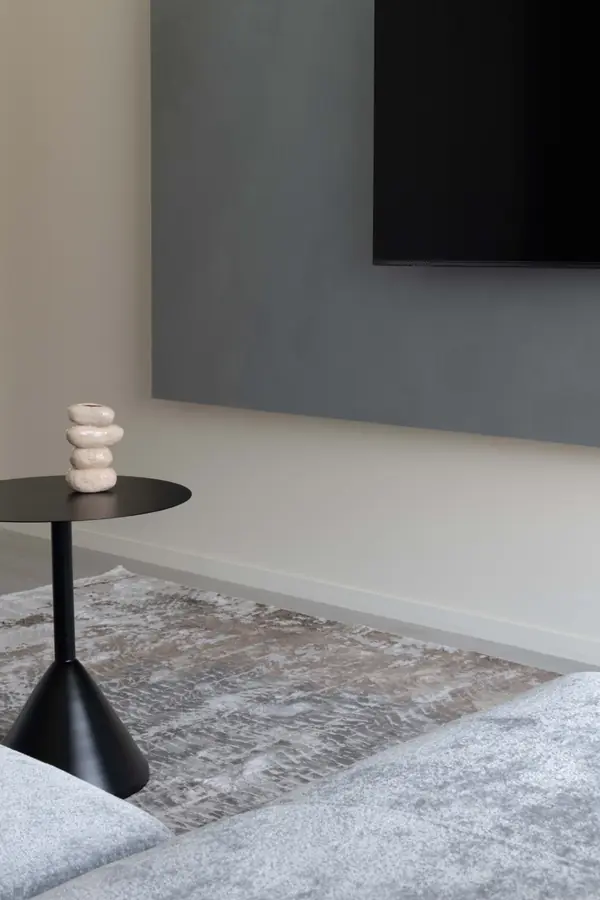 черно-белое