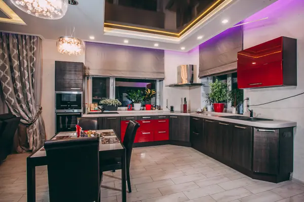 Дом за лесом