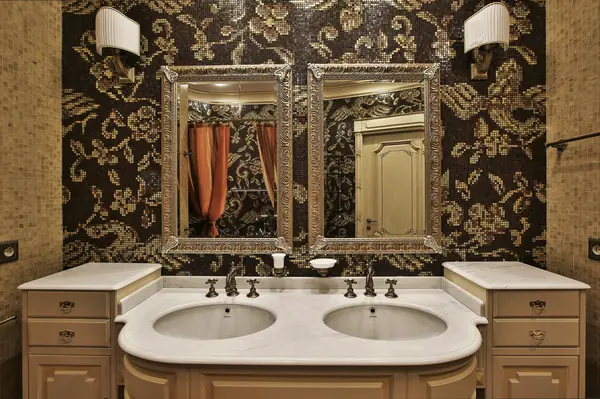 квартира в классическом стиле 235м2