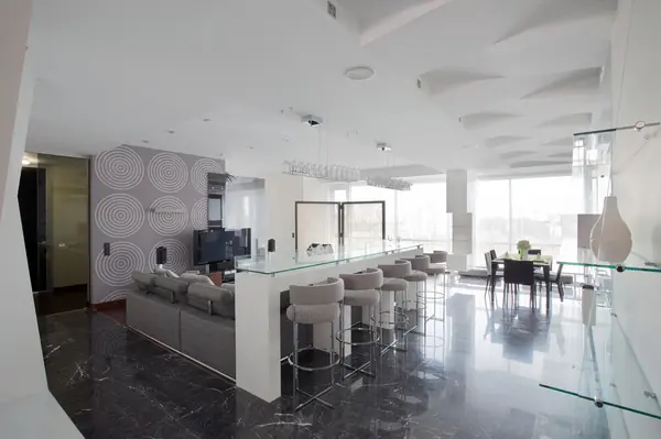 Квартира-студия 170 кв.м