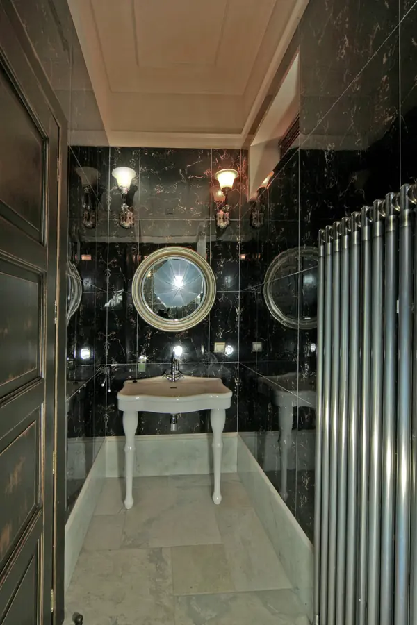 Баня с бассейном