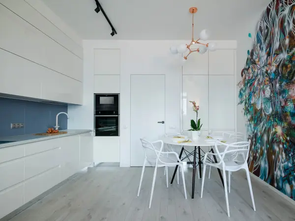 Квартира для молодой студентки. Кухня-гостиная.