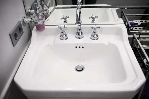 Дом на Петроградской,Съезжинская