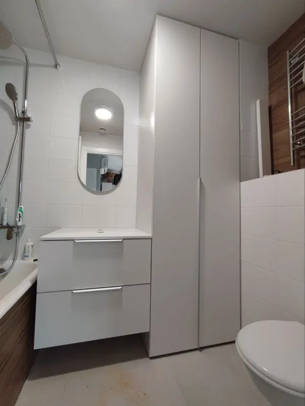 Распашные шкафы