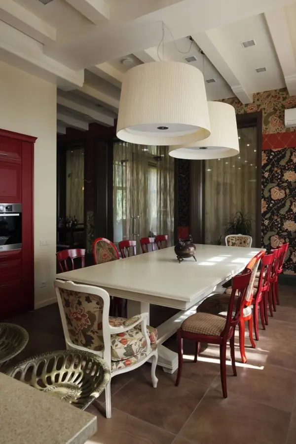 A country home near Moscow for a large family and guests