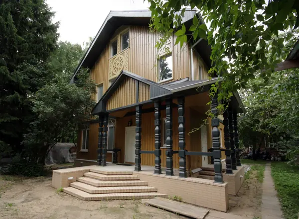 Дом на берегу