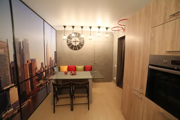 Дизайн кухни с видом на Манхеттен