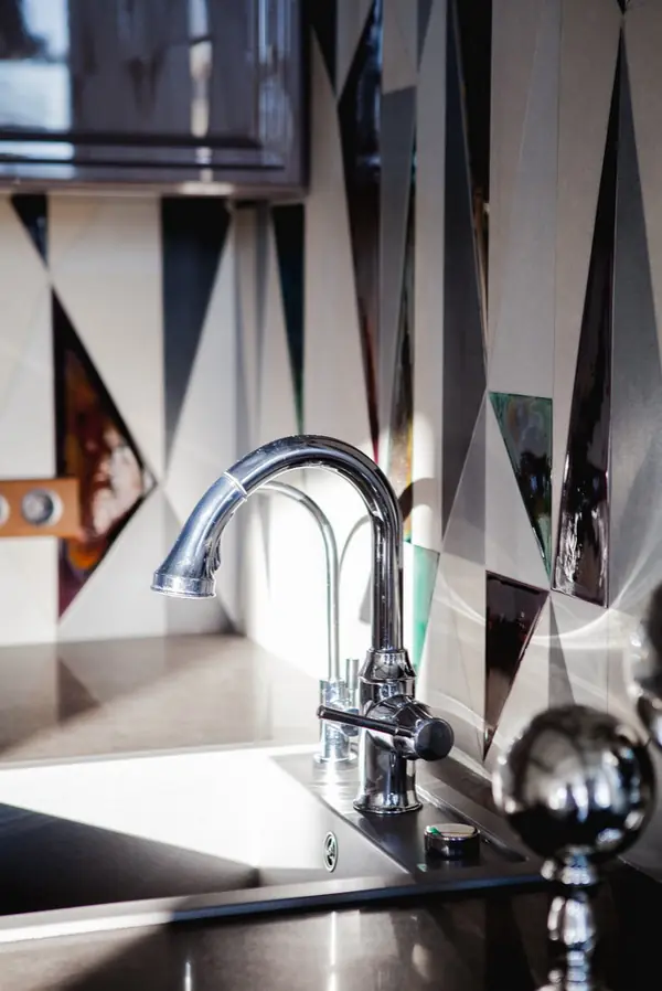 Скромное обаяние буржуа \\ гостиная-кухня