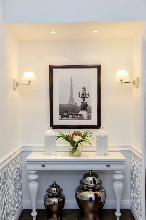 ДОМ В СТИЛЕ НЕОКЛАССИКИ В БЛАГОДАТОВА. РЕАЛИЗАЦИЯ.